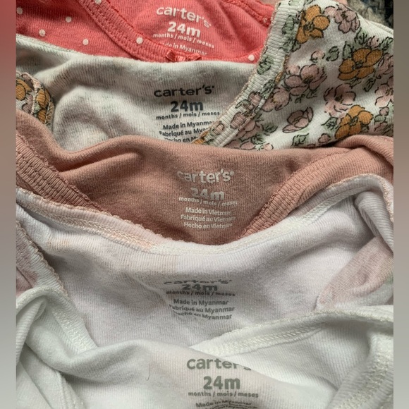 Carter’s Spring Clothing Bundle - Picture 11 of 11